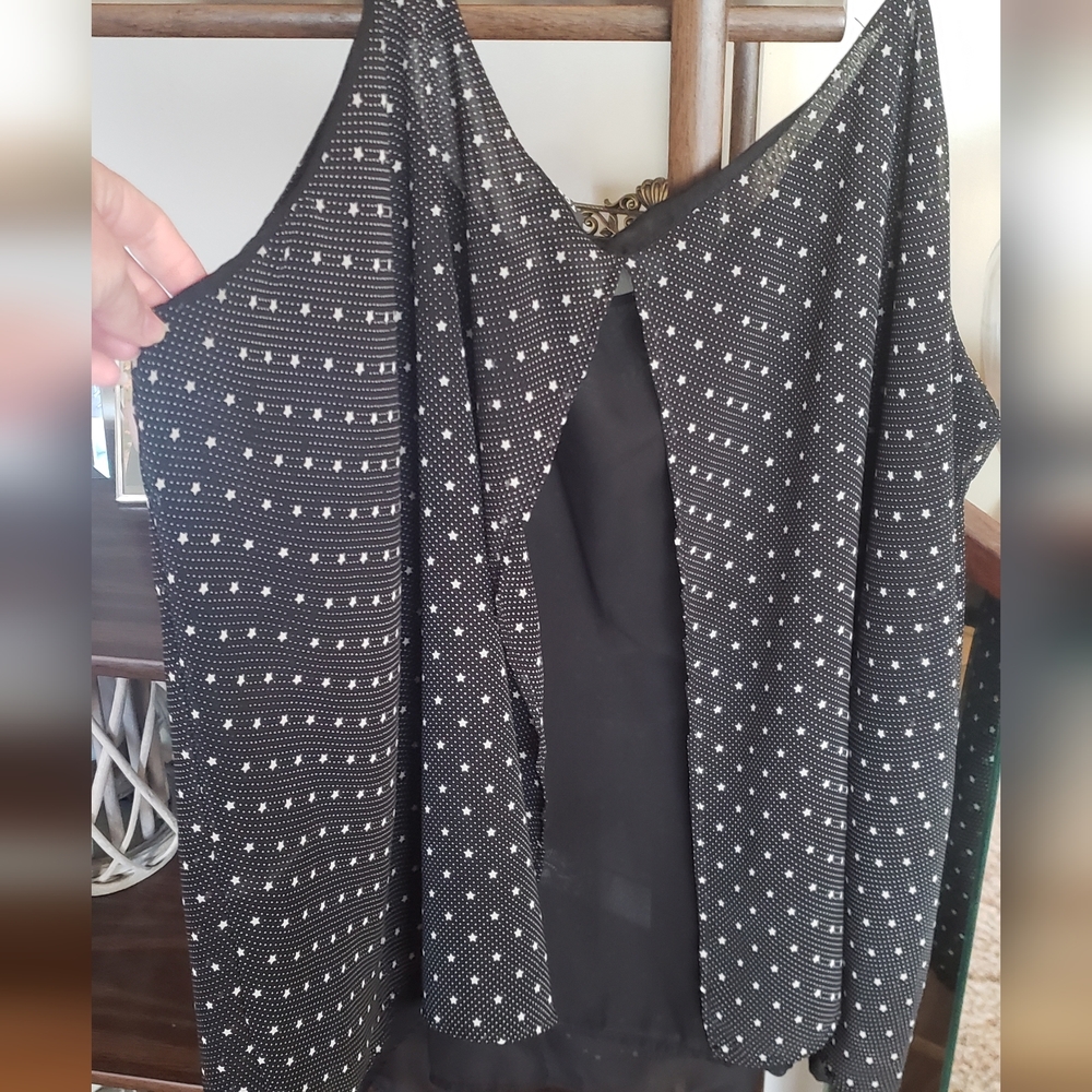 Torrid split back top - Picture 2 of 3